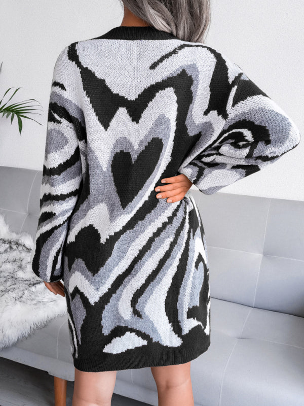 Women’s Graphic Funky Heart Loose Fit Knit Mini Dress - Executive-Skincare