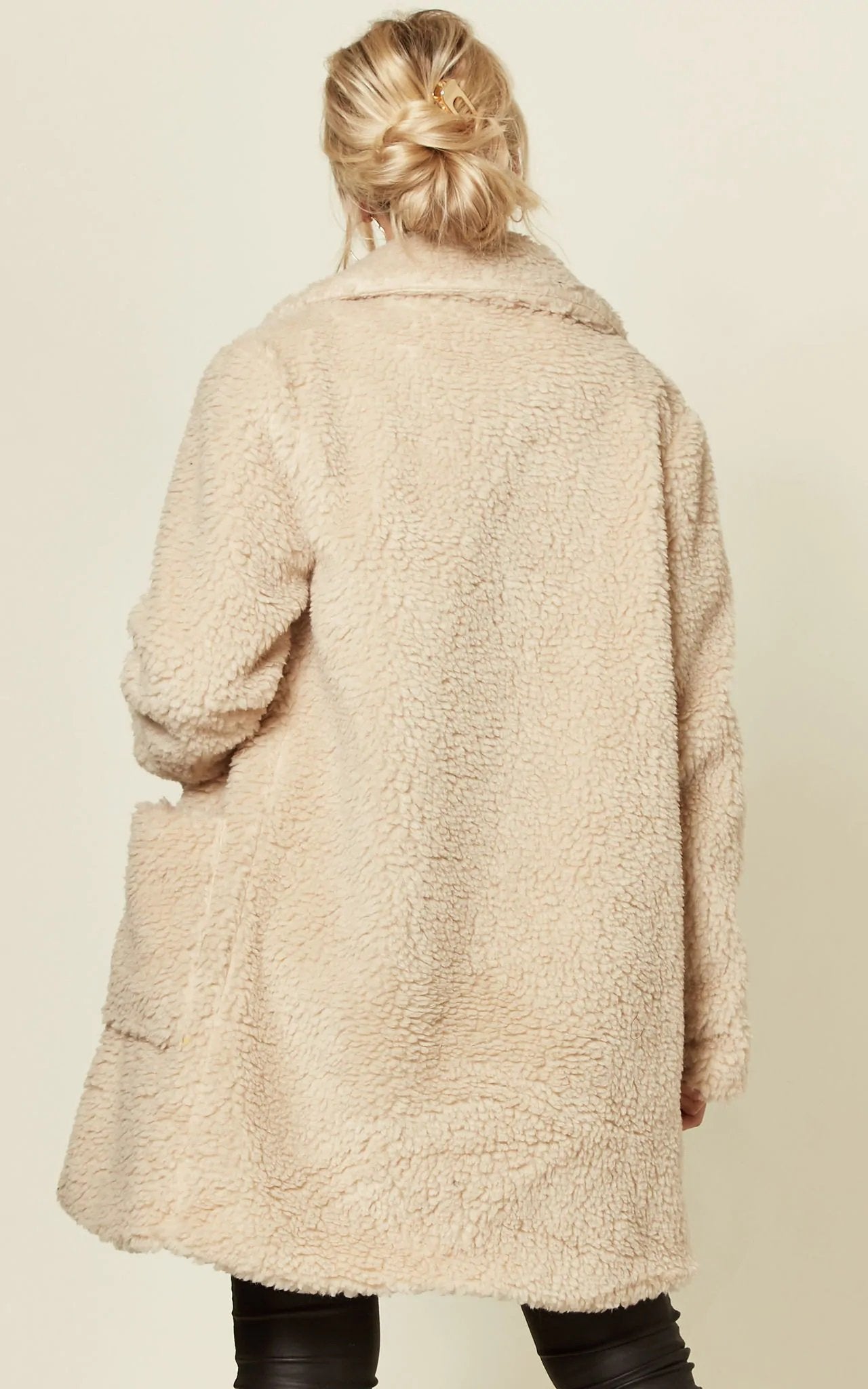 Stud Button Borg Teddy Coat (1905)