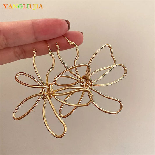 Metal Flower Earrings European American Style  Earrings  Wedding Accessories