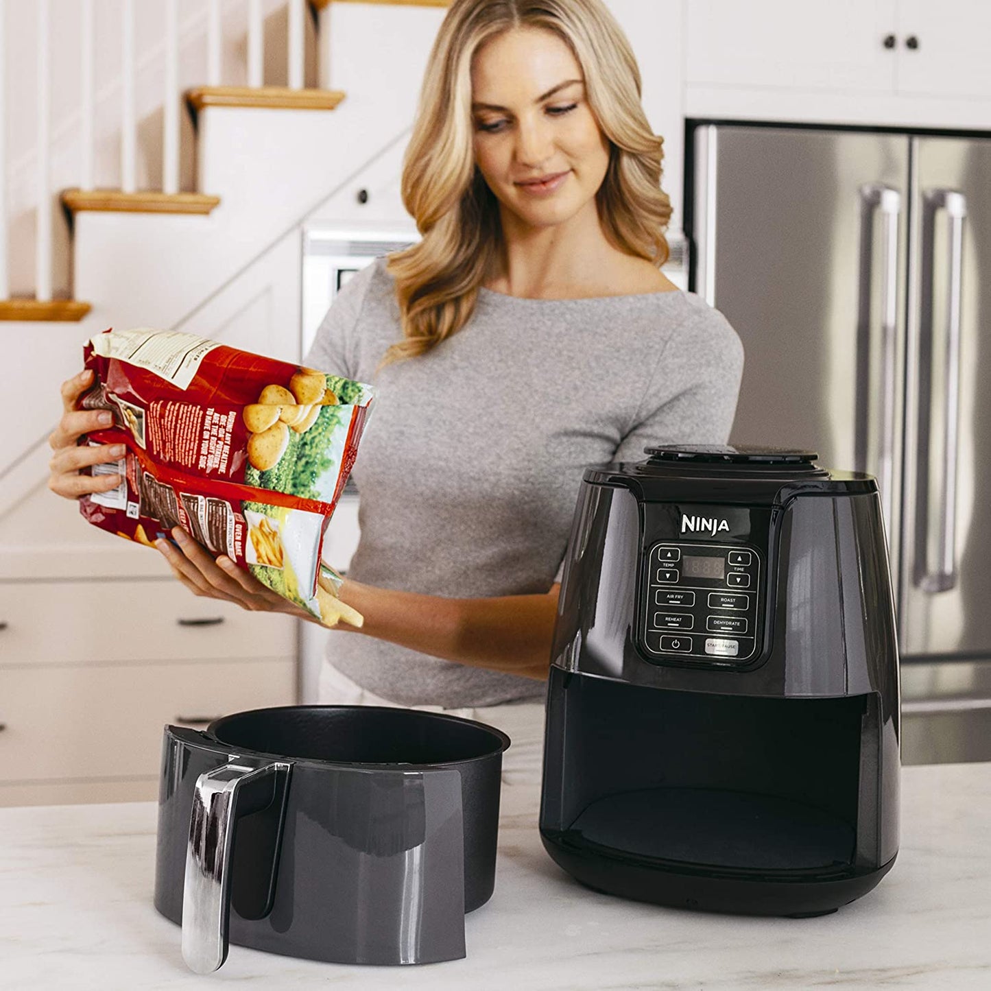 Ninja AF101 Air Fryer That Crisps, Roasts, Reheats, & Dehydrates, for Quick, Easy Meals, 4 Quart Capacity, & High Gloss Finish, Grey