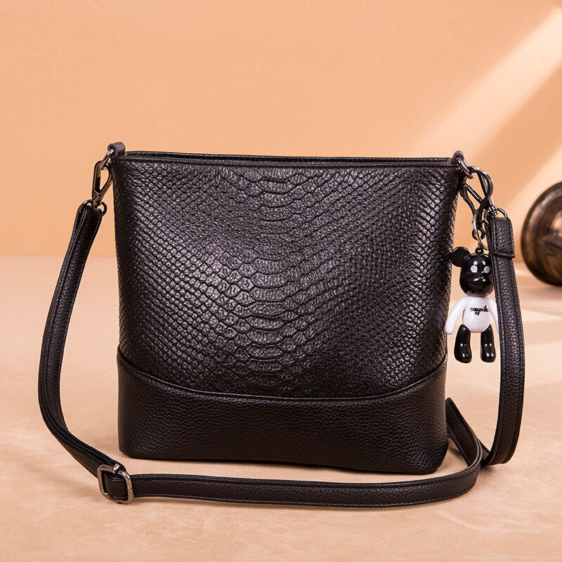 Crocodile Pattern Cow Leather Black Small Shoulder Bags Women Bucket Messenger Bag High Quality Genuine Leather Female Handbags - Executive-Skincare