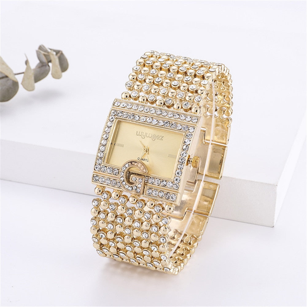 Simple Square Gold Watches Women Fashion Casual Alloy bracelet Ladies Wristwatches 2021 G Diamond Scale Dial Female Quartz Clock - Executive-Skincare