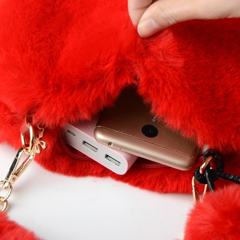 2021 Faux Fur Women Handbags Heart Shaped Shoulder Bag Female Clutch Purse Chain Messenger Bag Plush Shoulder Crossbody Bag - Executive-Skincare