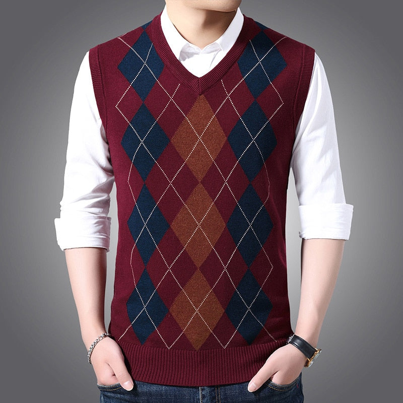 New Fashion Brand Sleeveless Sweater Mens Pullover Vest V Neck Slim Fit Jumpers Knitting Patterns Autumn Casual Clothing Men - Executive-Skincare