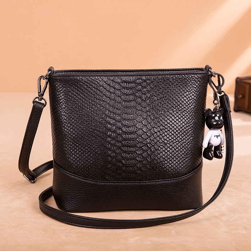 Crocodile Pattern Cow Leather Black Small Shoulder Bags Women Bucket Messenger Bag High Quality Genuine Leather Female Handbags - Executive-Skincare