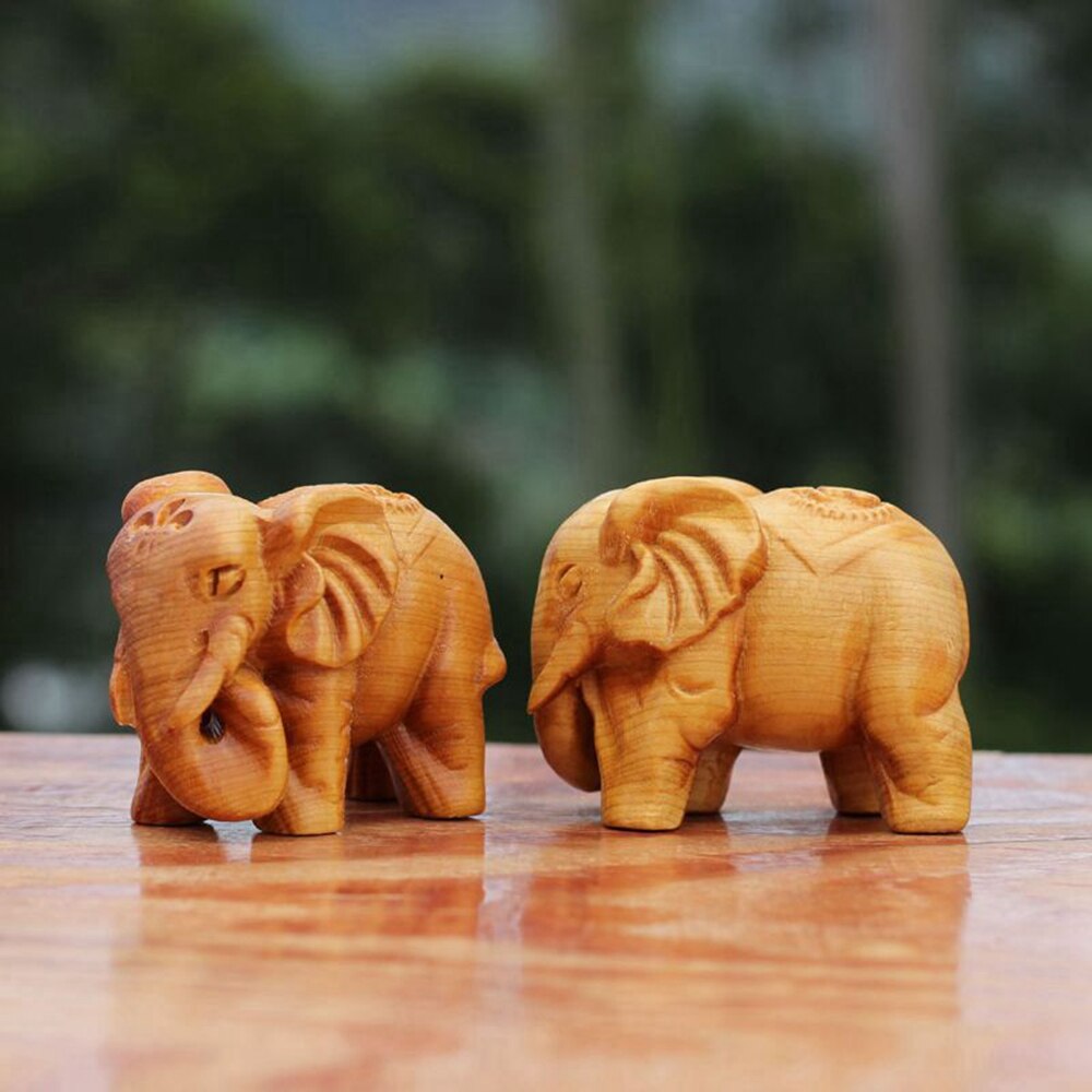 Natural Thuja Wood Elephant Figurines Craft Carved Natural Wooden Mini Animals Antique Decoration - Executive-Skincare