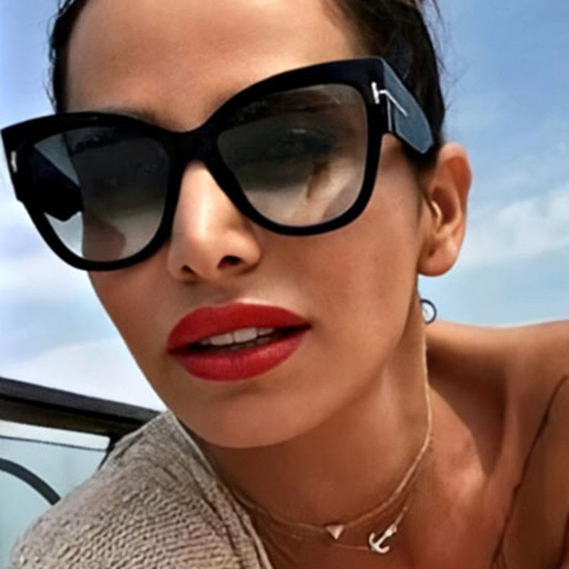 New Fashion Brand Designer Cat Eye Women Sunglasses Female Gradient Points Sun Glasses Big Oculos feminino de sol UV400 - Executive-Skincare