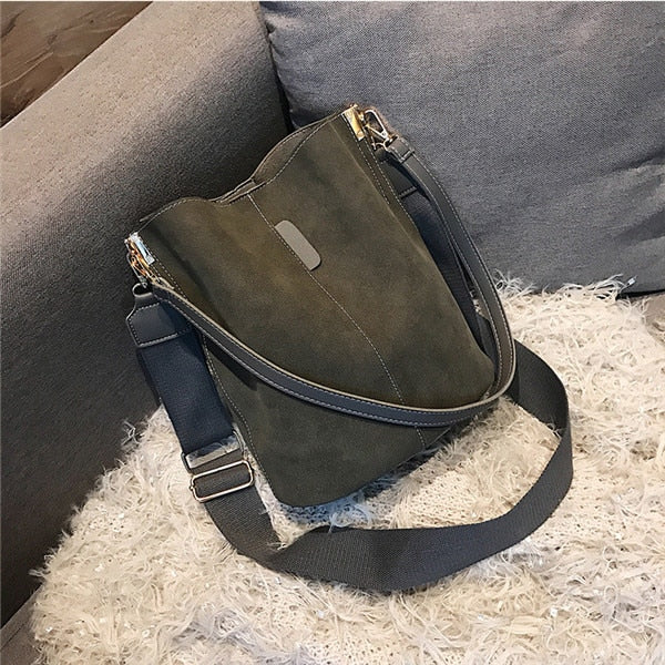 Brand design luxury ladies bucket PU shoulder bag single shoulder large capacity messenger broadband female solid color handbag - Executive-Skincare