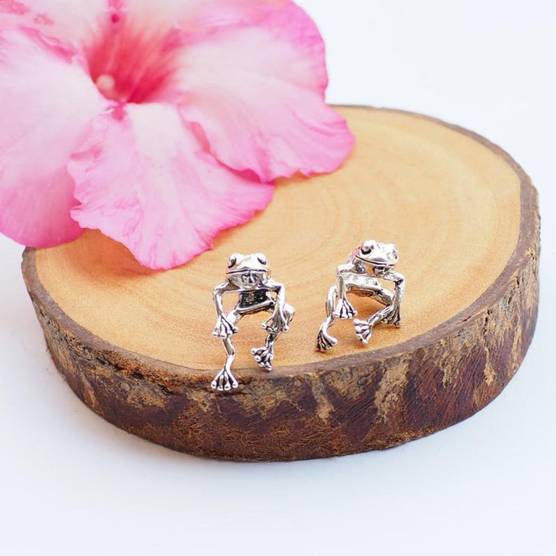 Cute Frog Earrings 2021 Trend Funny Animal Earrings for Women Girls Stud Earrings Statement Earring  Ear Piercing Jewelry Gifts - Executive-Skincare